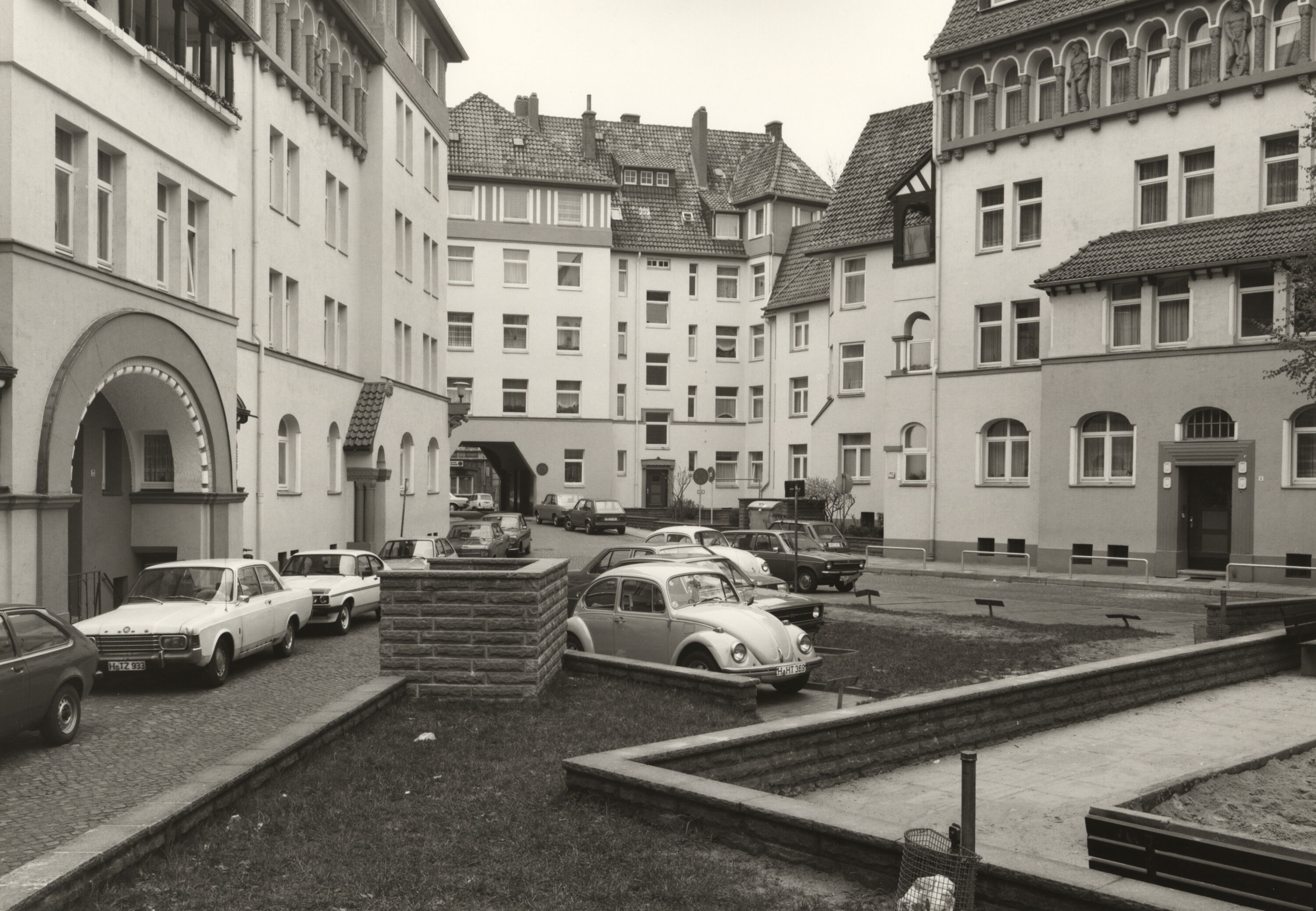 Bild 2 von 17